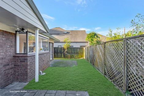 Photo of property in 1/11 Atarangi Road, Greenlane, Auckland, 1051