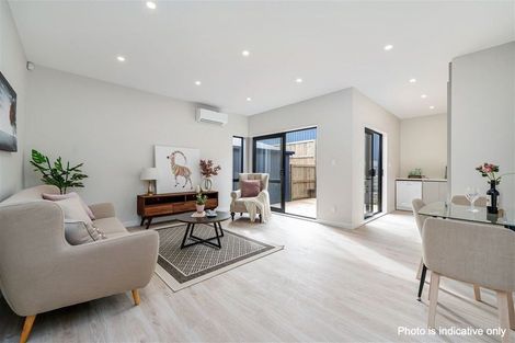 Photo of property in 5 Horokaka Street, Massey, Auckland, 0614