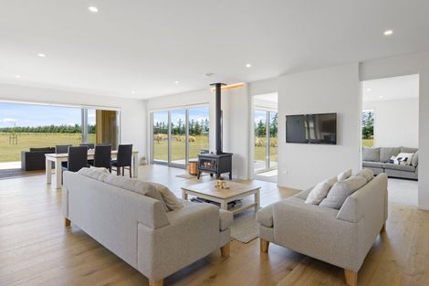 Photo of property in 14 Hayes Road, Kirwee, Christchurch, 7671