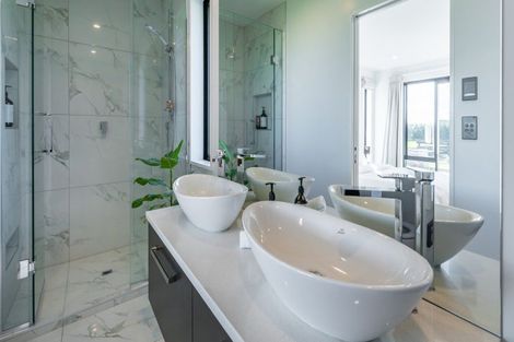 Photo of property in 14 Landsborough Drive, Darfield, 7571