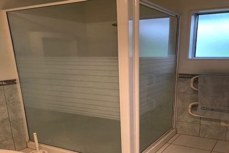 Photo of property in 9 John Gill Road, Cockle Bay, Auckland, 2014