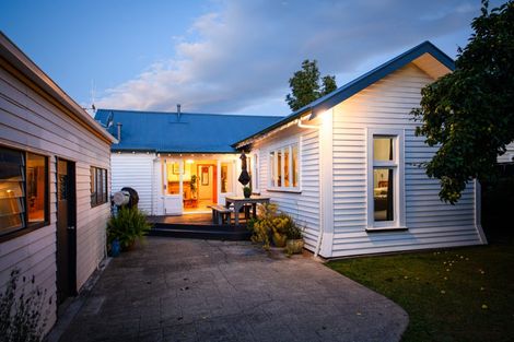 Photo of property in 26 Marne Street, Hokowhitu, Palmerston North, 4410