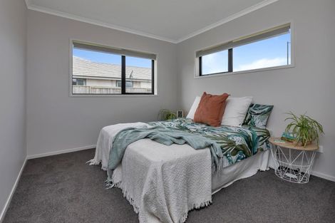 Photo of property in 13 Olney Court, One Tree Point, 0118