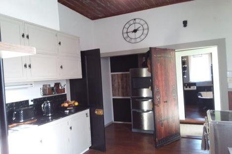 Photo of property in 67 Ngatai Street, Manaia, 4612