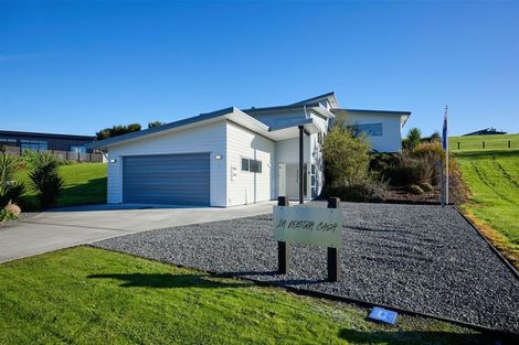 Photo of property in 16 Swyncombe Place, Kaikoura Flat, Kaikoura, 7371