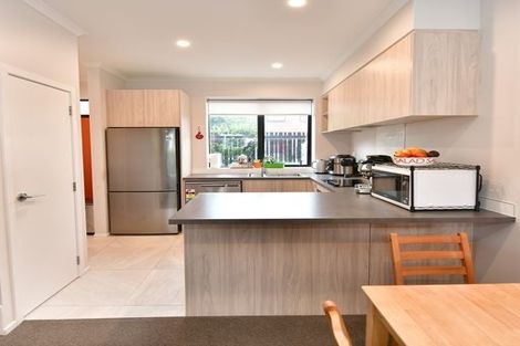 Photo of property in 7/89 Hobsonville Point Road, Hobsonville, Auckland, 0616