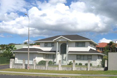 Photo of property in 82 Picasso Drive, West Harbour, Auckland, 0618