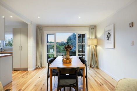 Photo of property in 24 Sylvan Avenue, Northcote, Auckland, 0627