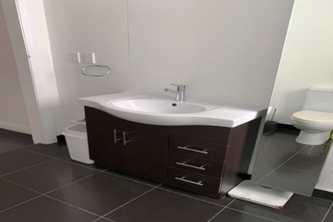 Photo of property in 63b Pirie Street, Mount Victoria, Wellington, 6011