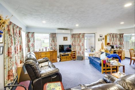 Photo of property in 2/7 Wilton Row, Taradale, Napier, 4112