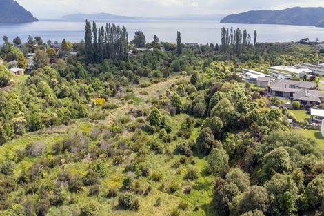 Photo of property in 127 Lisland Drive, Kinloch, Taupo, 3377