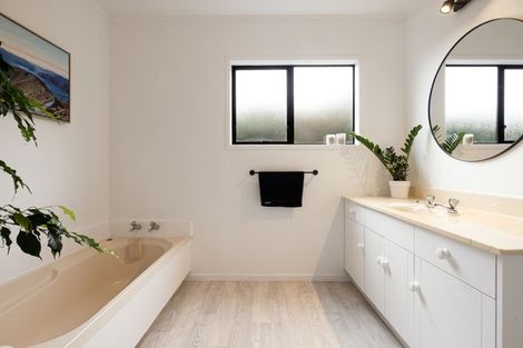 Photo of property in 29 Glendale Drive, Dinsdale, Hamilton, 3204