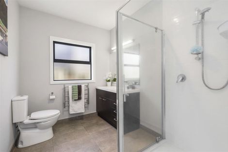 Photo of property in 43 Shrule Place, Huntington, Hamilton, 3210