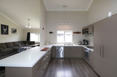 Photo of property in 18 Edwards Street, Frimley, Hastings, 4120