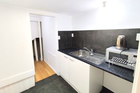 Photo of property in 8 Pasteur Place, New Windsor, Auckland, 0600