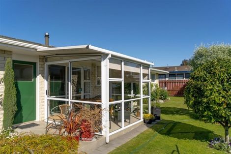 Photo of property in 23 Lowes Place, Solway, Masterton, 5810