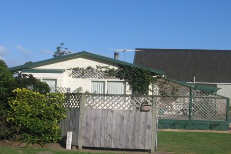 Photo of property in 101 Pacific Parade, Matarangi, Whitianga, 3592