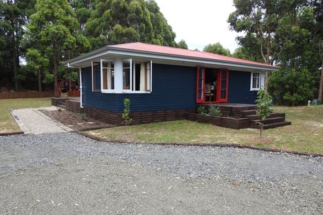 Photo of property in 11 Mick Dillon Road, Tahekeroa, Warkworth, 0873