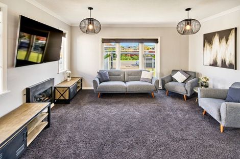 Photo of property in 3 Montgomery Crescent, Clouston Park, Upper Hutt, 5018