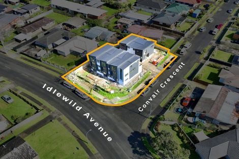 Photo of property in 2a Convair Crescent, Mangere, Auckland, 2022