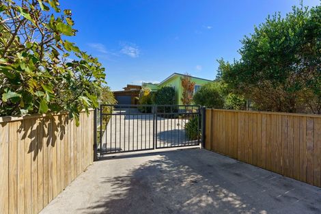 Photo of property in 31 Kapiti Lane, Otaki Beach, Otaki, 5512