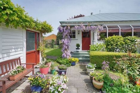 Photo of property in 74 Sneyd Street, Kaiapoi, 7630