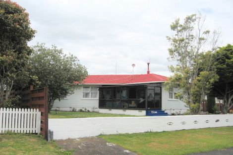 Photo of property in 22 Royal Arch Place, Rosehill, Papakura, 2113