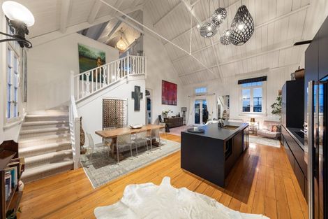 Photo of property in 95a Calliope Road, Stanley Point, Auckland, 0624