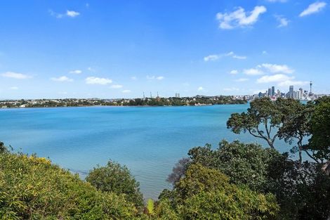 Photo of property in 25 Norwood Road, Bayswater, Auckland, 0622