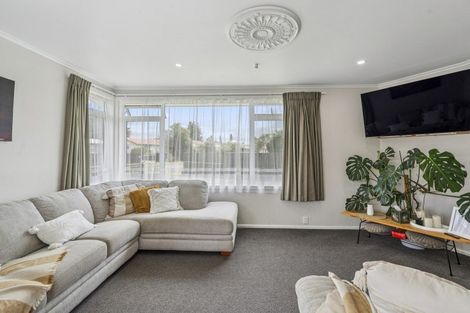 Photo of property in 10 Clouston Crescent, Fenton Park, Rotorua, 3010