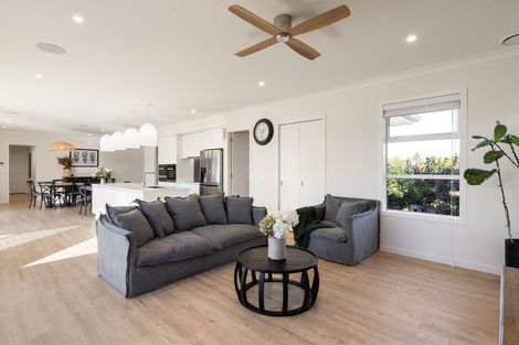 Photo of property in 9 Pukeko Grove, Cambridge, 3434