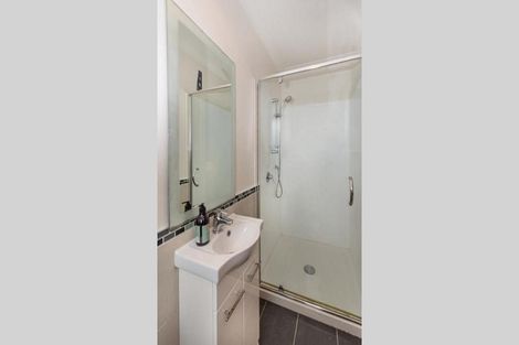 Photo of property in 9b Cosgrave Road, Papakura, 2110