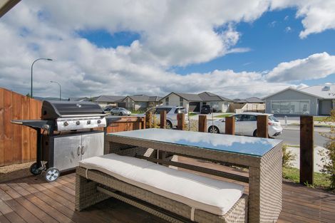 Photo of property in 1 Livingstone Drive, Papamoa Beach, Papamoa, 3118