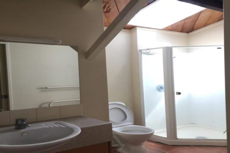 Photo of property in Metro Apartments, 19/220 Thorndon Quay, Pipitea, Wellington, 6011