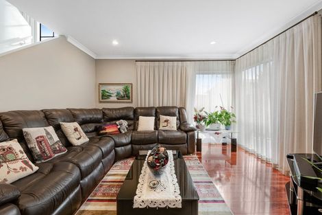 Photo of property in 2/26 James Street, Bayview, Auckland, 0629