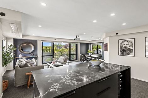 Photo of property in Gloucester Towers, 12/28 Gloucester Street, Christchurch Central, Christchurch, 8013