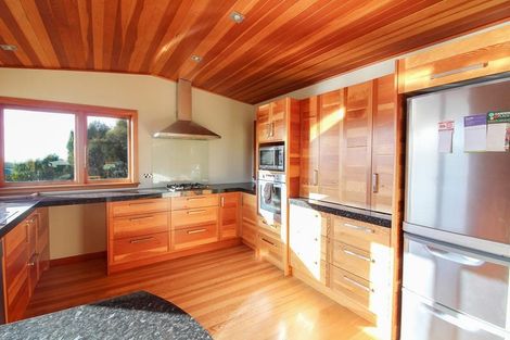 Photo of property in 34 Totara Close, Taieri Mouth, 9091