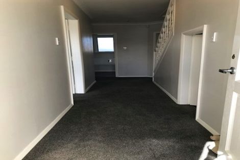Photo of property in 38 Gloucester Street, Takaro, Palmerston North, 4412