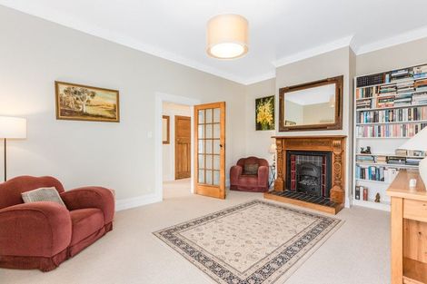 Photo of property in 12 Woburn Road, Northland, Wellington, 6012