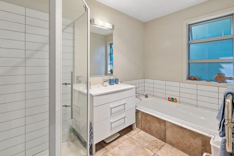 Photo of property in 2/26 Awanui Street, Hilltop, Taupo, 3330