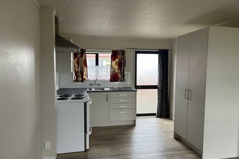 Photo of property in 75b Romilly Street, Westport, 7825