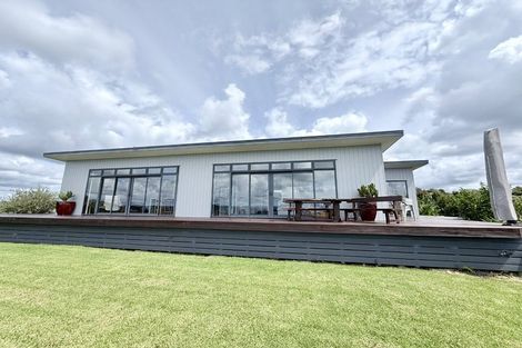 Photo of property in 157 Tui Glen Road, Haruru, 0204