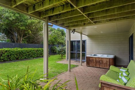 Photo of property in 10 Rangitukehu Street, Ohope, 3121