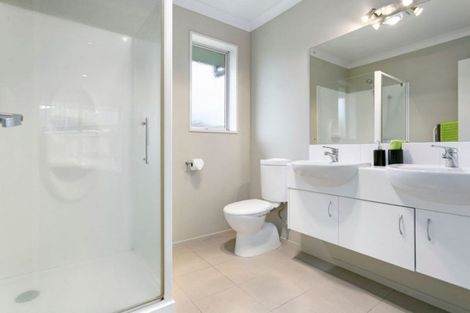 Photo of property in 16 Jasmine Place, Cambridge, 3434