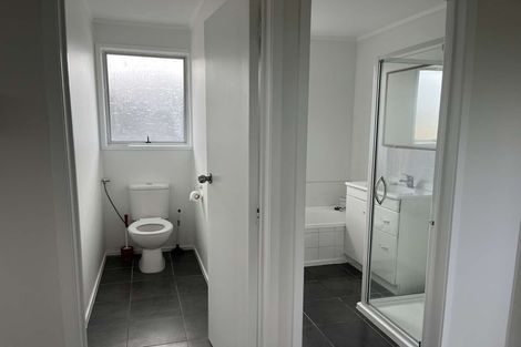 Photo of property in 35 Tabitha Crescent, Henderson, Auckland, 0612