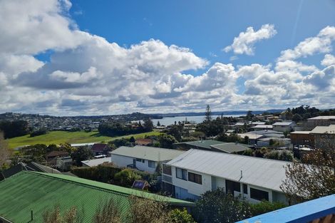 Photo of property in 1/74 Stanmore Bay Road, Stanmore Bay, Whangaparaoa, 0932