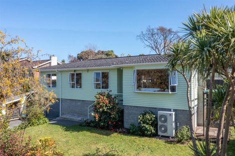 Photo of property in 103 Tilley Road, Paekakariki, 5034