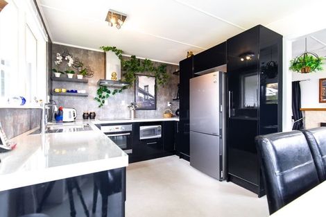 Photo of property in 16 Hall Street, Kihikihi, Te Awamutu, 3800