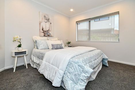 Photo of property in 15 Rathmar Drive, Manurewa, Auckland, 2105