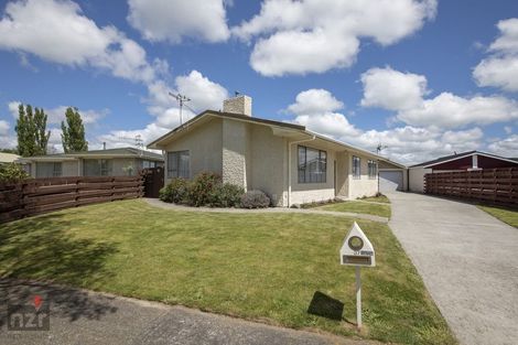 Photo of property in 37 Humphries Place, Awapuni, Palmerston North, 4412